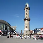 Berringer, Leuchtfeuer, direkt an der Promenade